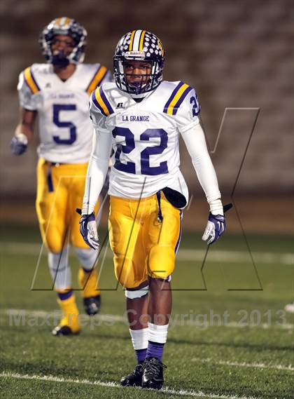 Thumbnail 1 in La Grange vs. Carthage (UIL 3A D1 Semifinal Playoff) photogallery.