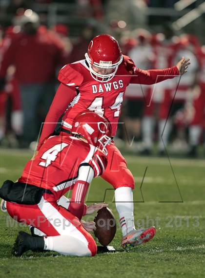 Thumbnail 1 in La Grange vs. Carthage (UIL 3A D1 Semifinal Playoff) photogallery.