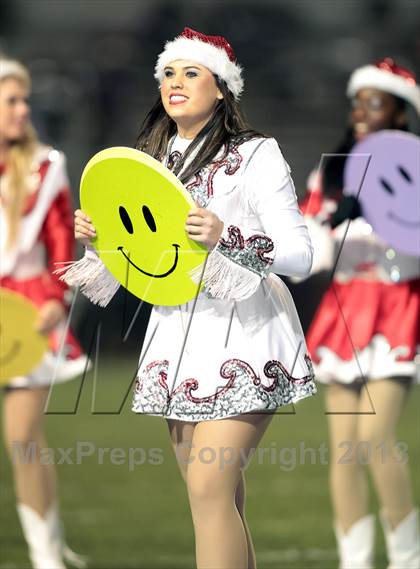 Thumbnail 2 in La Grange vs. Carthage (UIL 3A D1 Semifinal Playoff) photogallery.