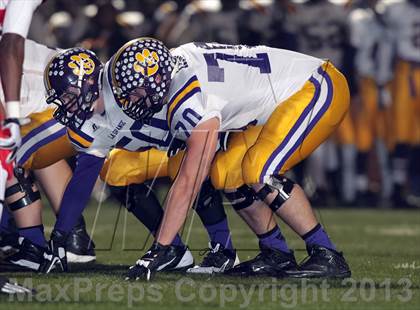 Thumbnail 2 in La Grange vs. Carthage (UIL 3A D1 Semifinal Playoff) photogallery.