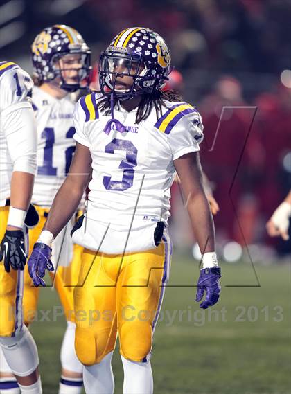 Thumbnail 3 in La Grange vs. Carthage (UIL 3A D1 Semifinal Playoff) photogallery.