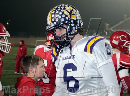 Thumbnail 3 in La Grange vs. Carthage (UIL 3A D1 Semifinal Playoff) photogallery.