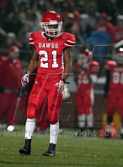 Thumbnail 2 in La Grange vs. Carthage (UIL 3A D1 Semifinal Playoff) photogallery.