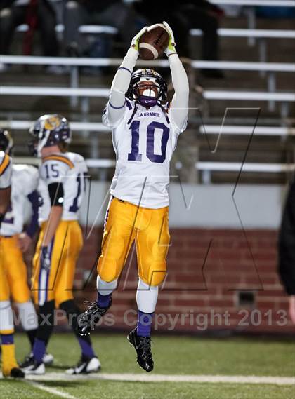 Thumbnail 3 in La Grange vs. Carthage (UIL 3A D1 Semifinal Playoff) photogallery.