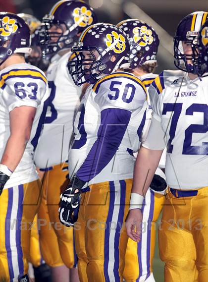 Thumbnail 2 in La Grange vs. Carthage (UIL 3A D1 Semifinal Playoff) photogallery.