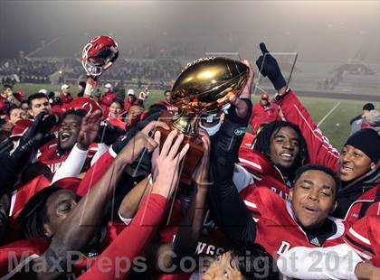 Thumbnail 3 in La Grange vs. Carthage (UIL 3A D1 Semifinal Playoff) photogallery.