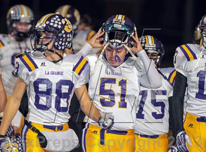 Thumbnail 3 in La Grange vs. Carthage (UIL 3A D1 Semifinal Playoff) photogallery.