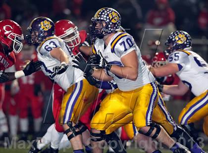 Thumbnail 2 in La Grange vs. Carthage (UIL 3A D1 Semifinal Playoff) photogallery.