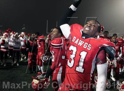 Thumbnail 2 in La Grange vs. Carthage (UIL 3A D1 Semifinal Playoff) photogallery.