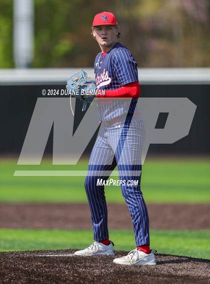 Thumbnail 3 in Lewisburg vs. Augusta Christian photogallery.