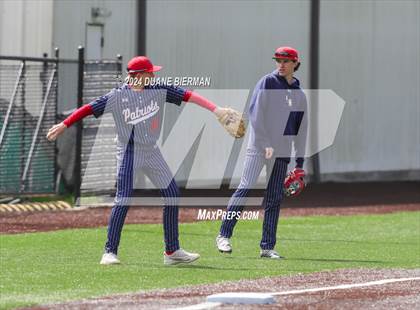 Thumbnail 3 in Lewisburg vs. Augusta Christian photogallery.
