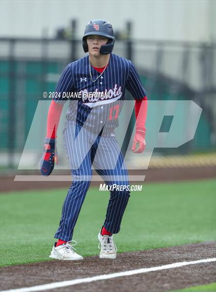 Thumbnail 3 in Lewisburg vs. Augusta Christian photogallery.