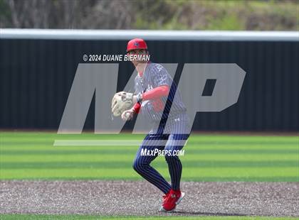 Thumbnail 2 in Lewisburg vs. Augusta Christian photogallery.