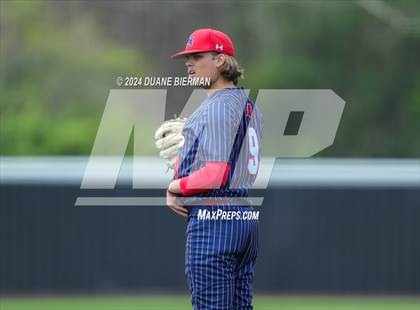 Thumbnail 2 in Lewisburg vs. Augusta Christian photogallery.