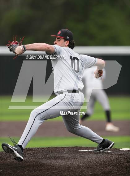 Thumbnail 3 in Lewisburg vs. Augusta Christian photogallery.