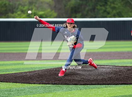 Thumbnail 2 in Lewisburg vs. Augusta Christian photogallery.
