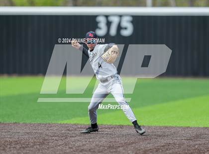 Thumbnail 2 in Lewisburg vs. Augusta Christian photogallery.