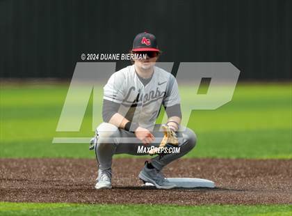 Thumbnail 3 in Lewisburg vs. Augusta Christian photogallery.