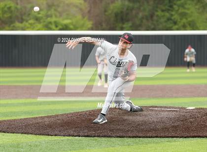 Thumbnail 3 in Lewisburg vs. Augusta Christian photogallery.