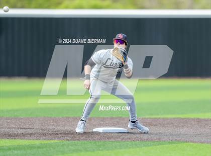 Thumbnail 3 in Lewisburg vs. Augusta Christian photogallery.