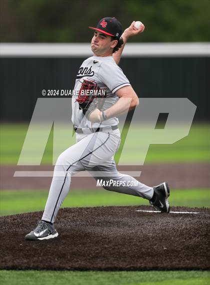 Thumbnail 2 in Lewisburg vs. Augusta Christian photogallery.