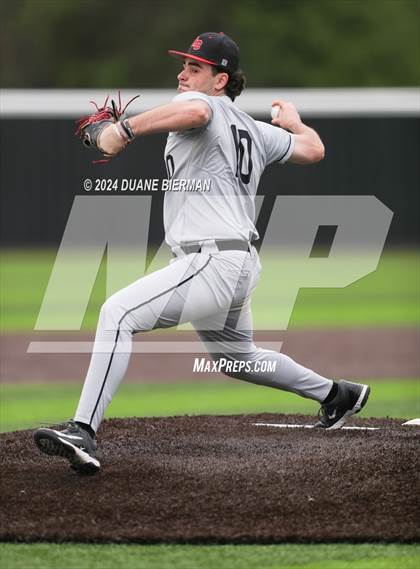 Thumbnail 1 in Lewisburg vs. Augusta Christian photogallery.
