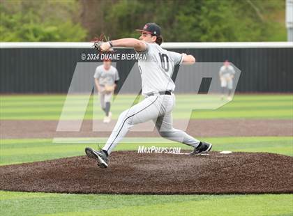 Thumbnail 3 in Lewisburg vs. Augusta Christian photogallery.