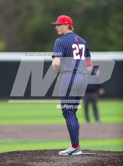 Thumbnail 2 in Lewisburg vs. Augusta Christian photogallery.