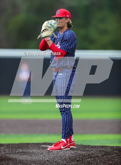 Thumbnail 1 in Lewisburg vs. Augusta Christian photogallery.