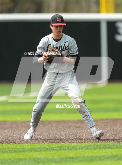Thumbnail 2 in Lewisburg vs. Augusta Christian photogallery.