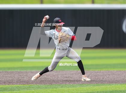 Thumbnail 2 in Lewisburg vs. Augusta Christian photogallery.