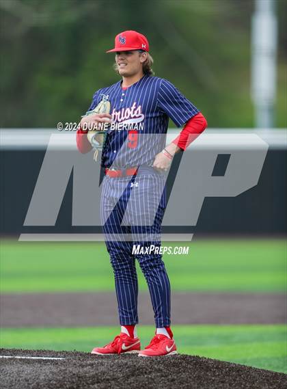Thumbnail 1 in Lewisburg vs. Augusta Christian photogallery.