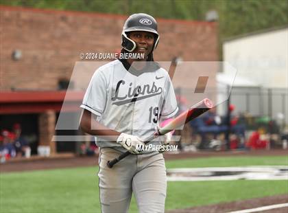 Thumbnail 1 in Lewisburg vs. Augusta Christian photogallery.
