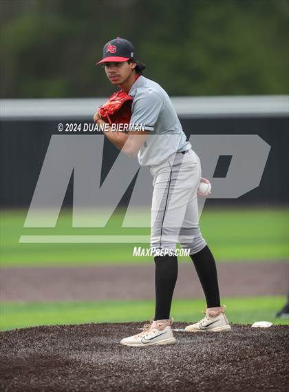 Thumbnail 1 in Lewisburg vs. Augusta Christian photogallery.