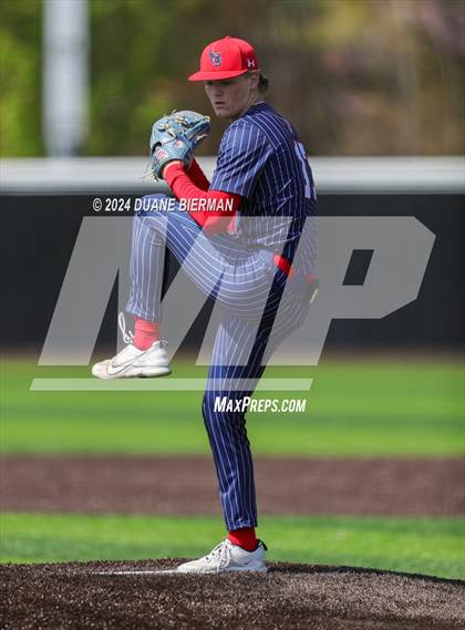 Thumbnail 1 in Lewisburg vs. Augusta Christian photogallery.