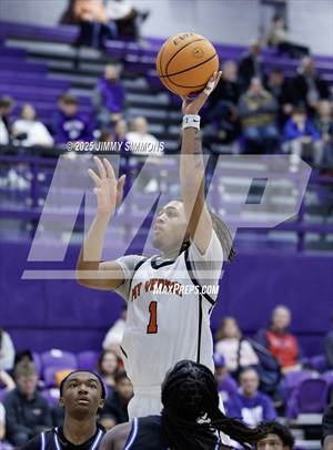 Mt. Vernon vs. MacArthur (Prairie Farms Holiday Classic)