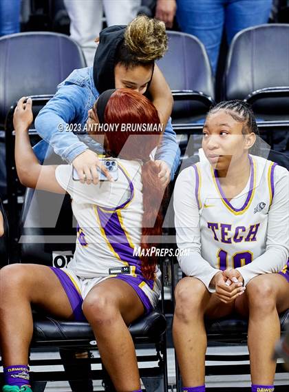 Thumbnail 2 in Santiago vs. Oakland Tech (CIF State D1 Final - Pregame/Postgame) photogallery.
