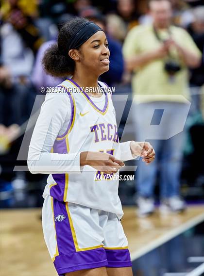 Thumbnail 3 in Santiago vs. Oakland Tech (CIF State D1 Final - Pregame/Postgame) photogallery.