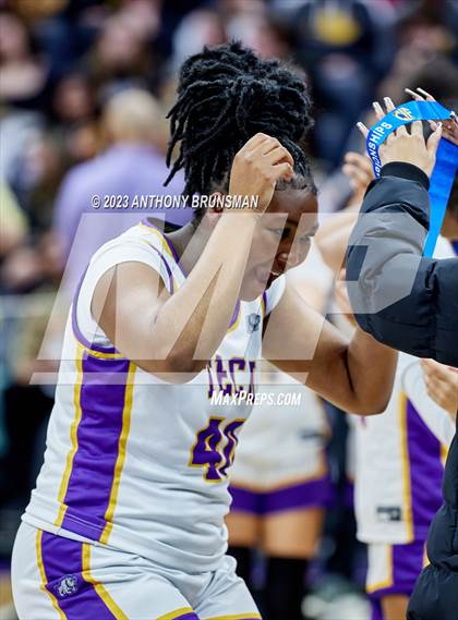Thumbnail 1 in Santiago vs. Oakland Tech (CIF State D1 Final - Pregame/Postgame) photogallery.