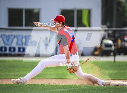 Thumbnail 3 in St. Clair vs Marysville (MHSAA Divsion 2 District 59 Semifinal) photogallery.