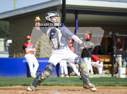Thumbnail 1 in St. Clair vs Marysville (MHSAA Divsion 2 District 59 Semifinal) photogallery.