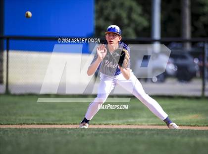 Thumbnail 3 in St. Clair vs Marysville (MHSAA Divsion 2 District 59 Semifinal) photogallery.