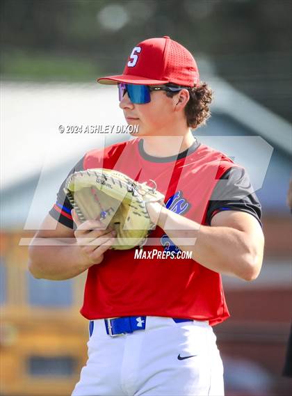 Thumbnail 1 in St. Clair vs Marysville (MHSAA Divsion 2 District 59 Semifinal) photogallery.