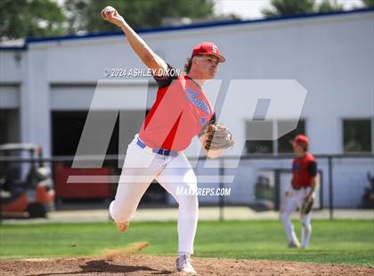 Thumbnail 3 in St. Clair vs Marysville (MHSAA Divsion 2 District 59 Semifinal) photogallery.