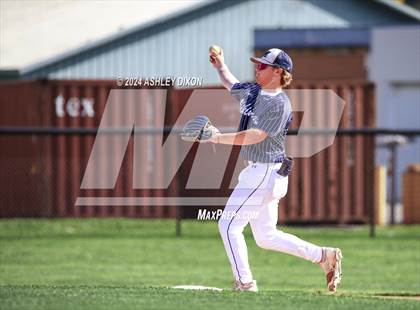 Thumbnail 2 in St. Clair vs Marysville (MHSAA Divsion 2 District 59 Semifinal) photogallery.