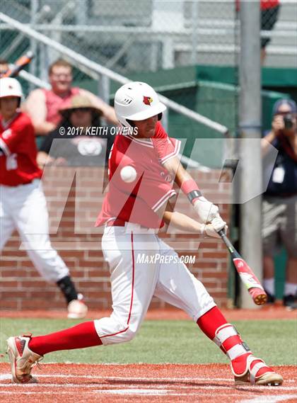 Thumbnail 3 in Bridge City vs. Silsbee  (UIL 4A Region 3 Quarterfinal) photogallery.