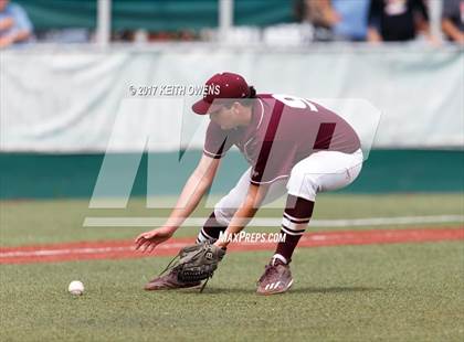 Thumbnail 1 in Bridge City vs. Silsbee  (UIL 4A Region 3 Quarterfinal) photogallery.