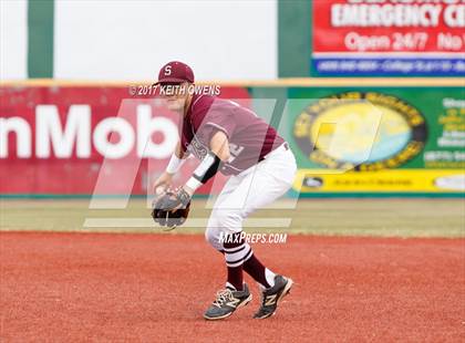 Thumbnail 3 in Bridge City vs. Silsbee  (UIL 4A Region 3 Quarterfinal) photogallery.