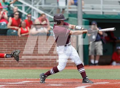 Thumbnail 3 in Bridge City vs. Silsbee  (UIL 4A Region 3 Quarterfinal) photogallery.