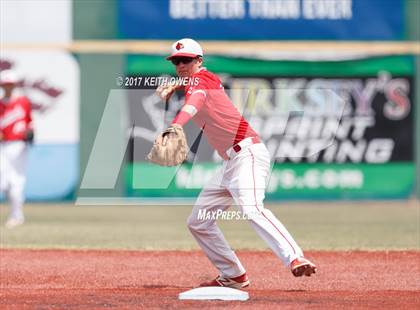 Thumbnail 1 in Bridge City vs. Silsbee  (UIL 4A Region 3 Quarterfinal) photogallery.